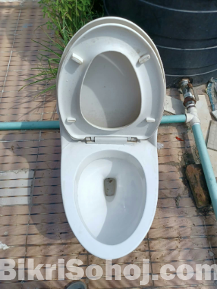 bathroom high commode